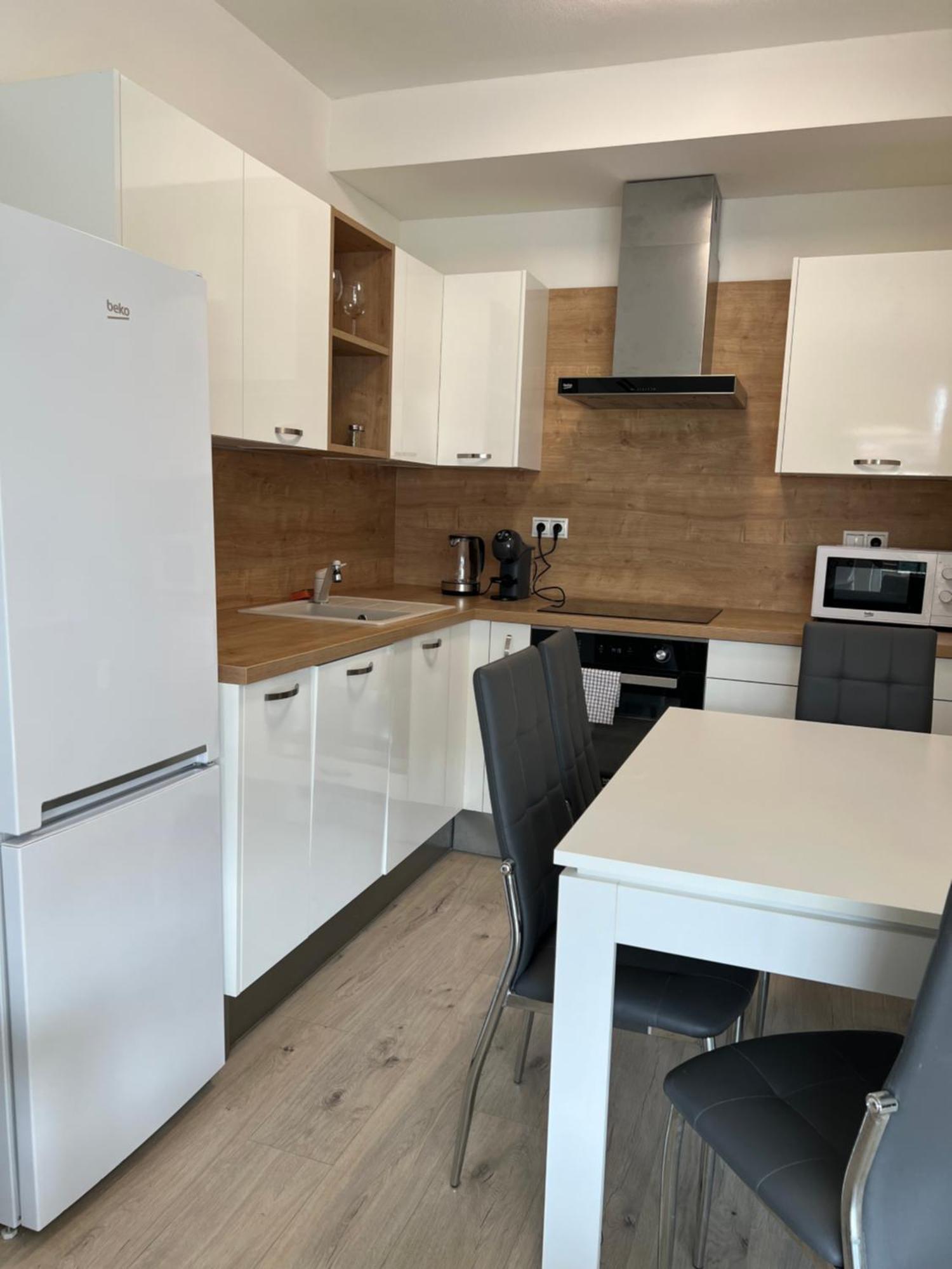 Elegant Escape Ii - Centre Apartment *