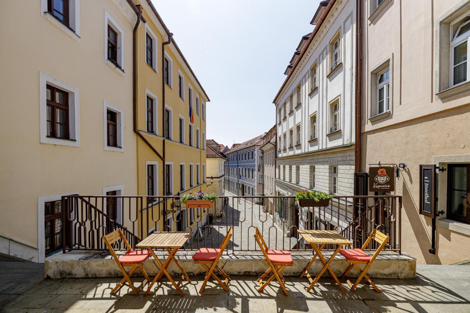Klariska Near Michael's Gate Apartment Bratislava