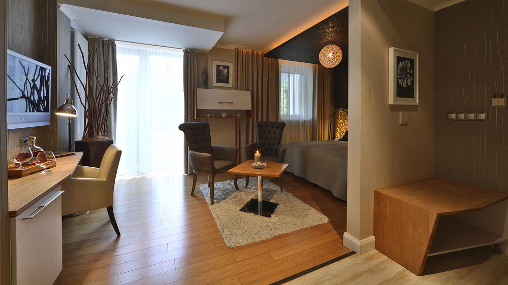 Mama's Design & Boutique Hotel 4*