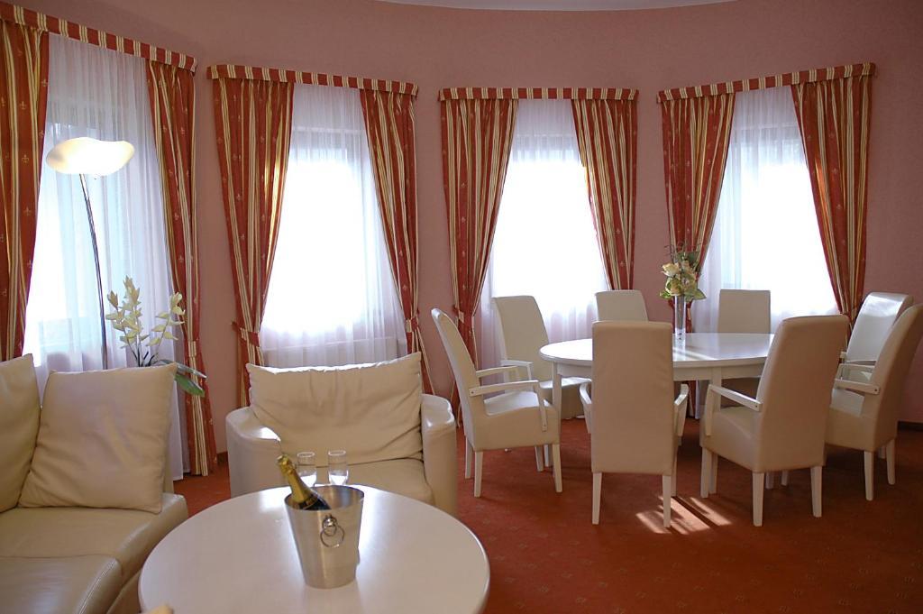 Hotel Hradna Brana Bratislava