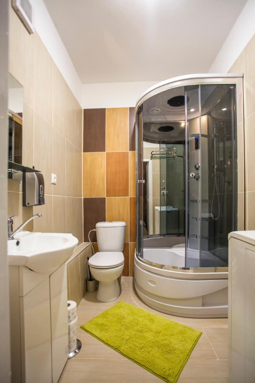 Petrzalka Air-conditioned 24h Check-in Apartmán Bratislava