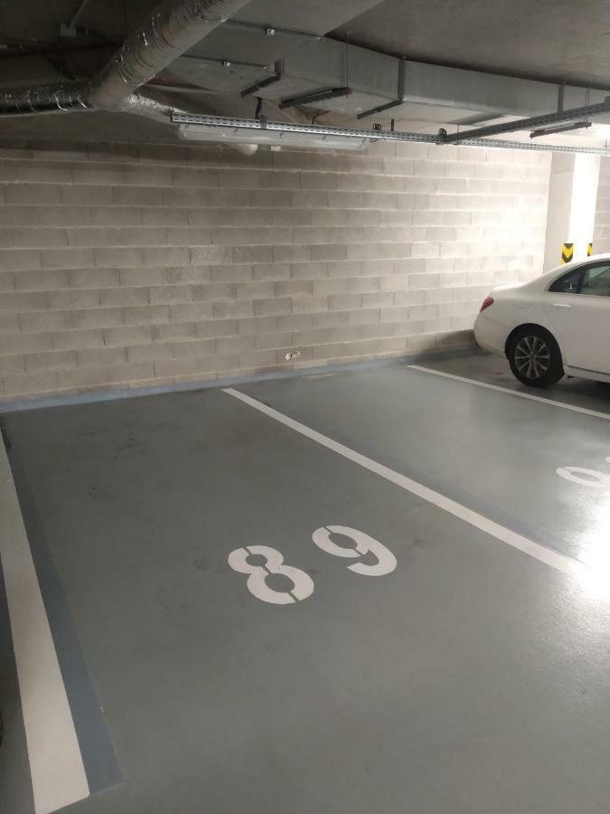Apartmán Center, River Front, Private Parking Included Bratislava