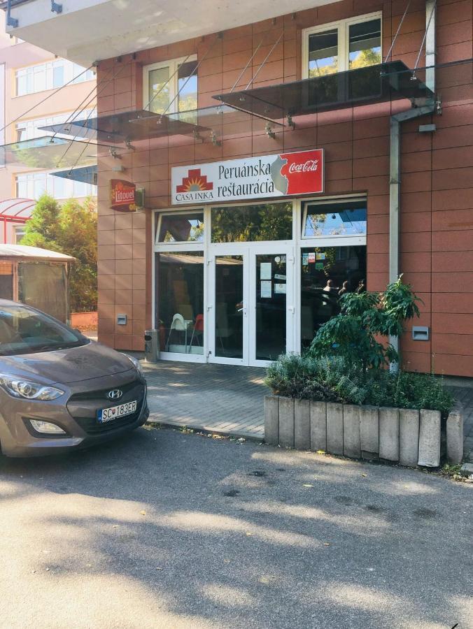 Apartment Brand New Apartment. Parking Spot Included! Bratislava