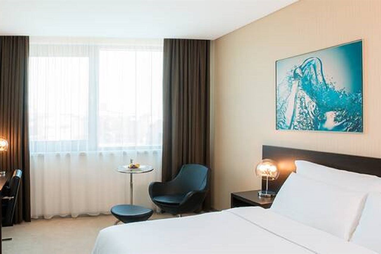 Hotel Nh Gate One Bratislava