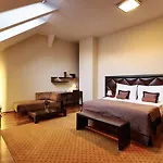 Skaritz Hotel & Residence