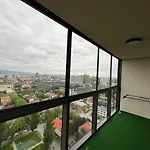 Stylish Condo With Stunning View Possibility Of Parking
