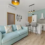 Lam Mint - Ac - Balcony
