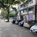 Urban Jungle By Zoom Apartments