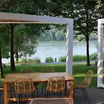 Panorama Oasis - Free Parking On Site - Air Con - Biz Wifi - Netflix