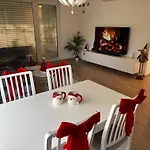 Ba Apartment With Free Garage Parking, Huge Outside Area