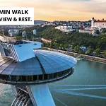 Downtown 3 Bdr Charm - Walk To All Attractions
