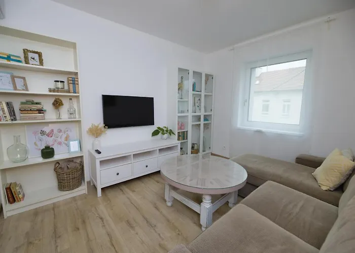 Central Apartment - Folk District