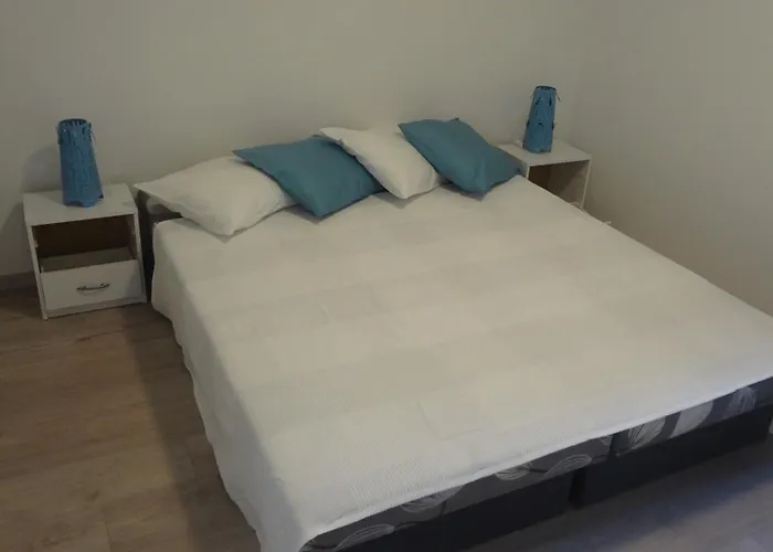 Jana Apartments 2