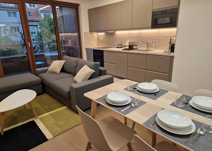 Zwirn Modern Suite