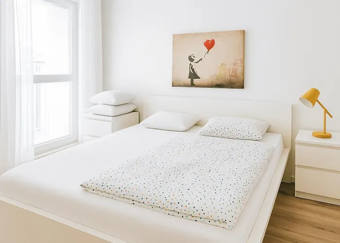 Apartmen Karlove 3 Rooms Free Parking, Family Friendly, Near Center