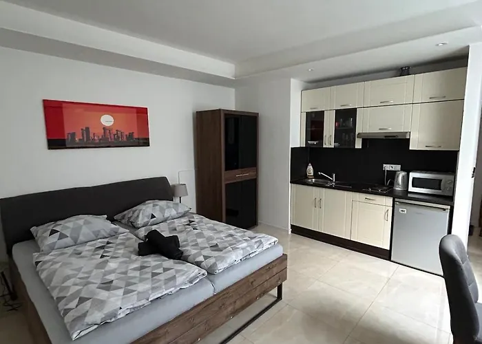 No9, Stylish Apartment In Bratislava