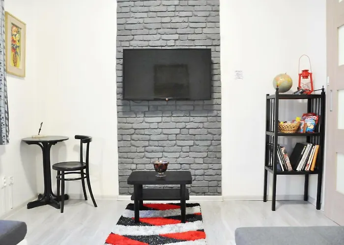 Modern & Historic Apartment