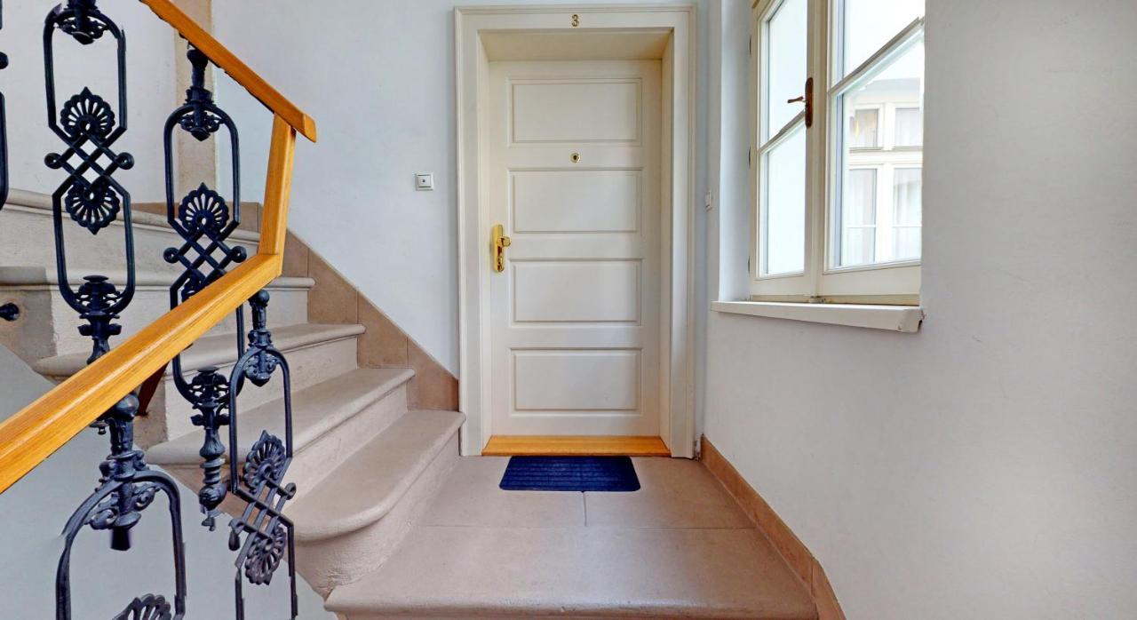 Central Apartmany Biela Street Apartment Pressburg