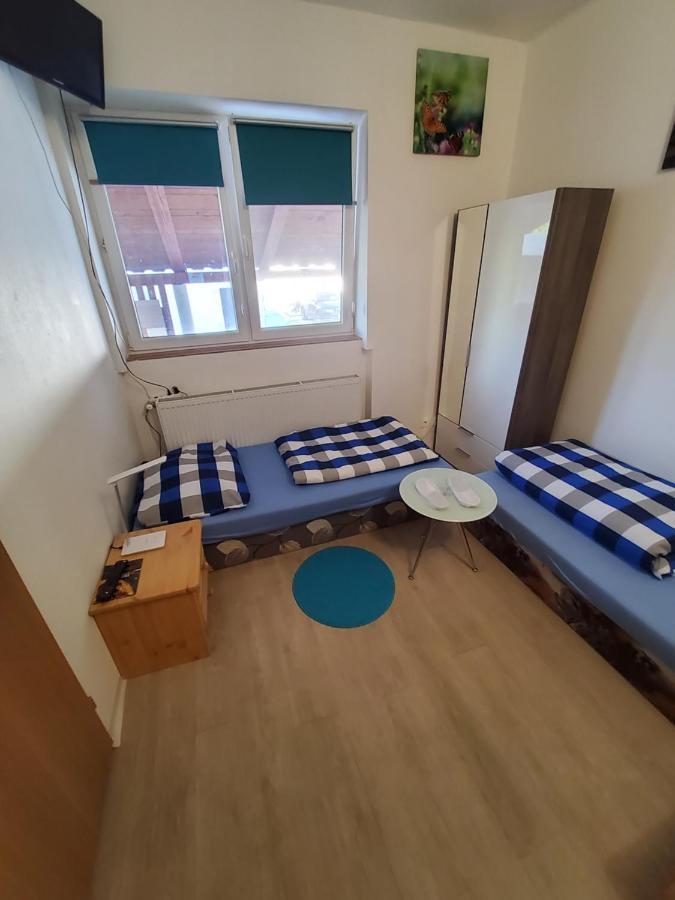 House Apartments, Terrace Grill, Guarded Private Parking, Fast Wifi.