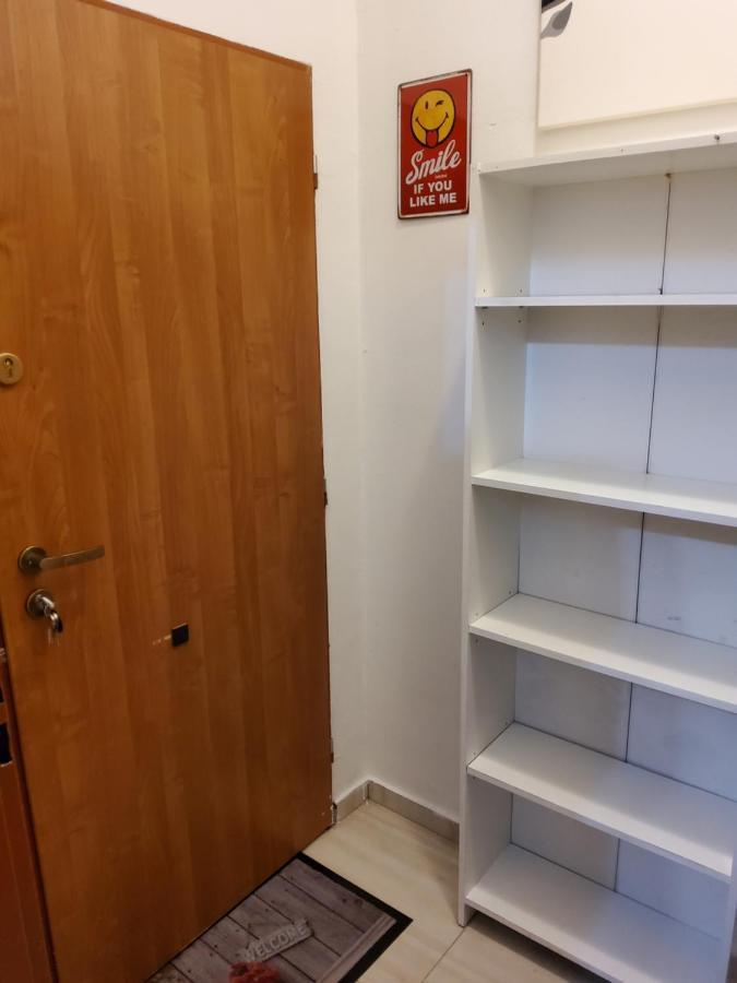 Guest house House Apartments, Terrace Grill, Guarded Private Parking, Fast Wifi. Bratislava
