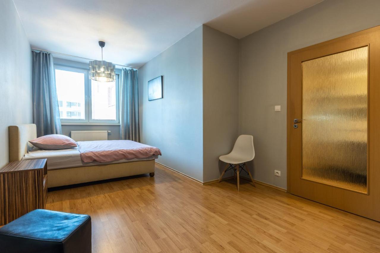 V Aleji Apartment *