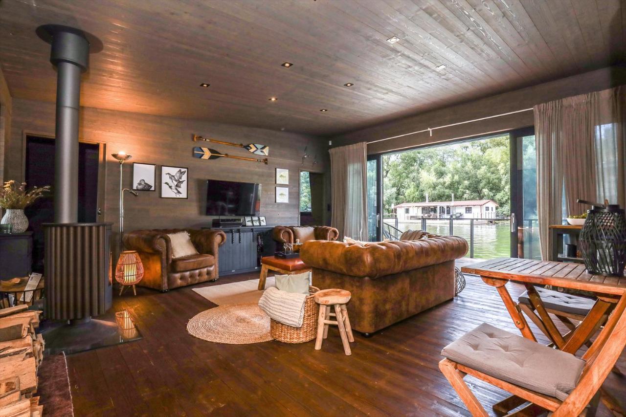 Holiday home Hausbot U Rybara A Kacky *