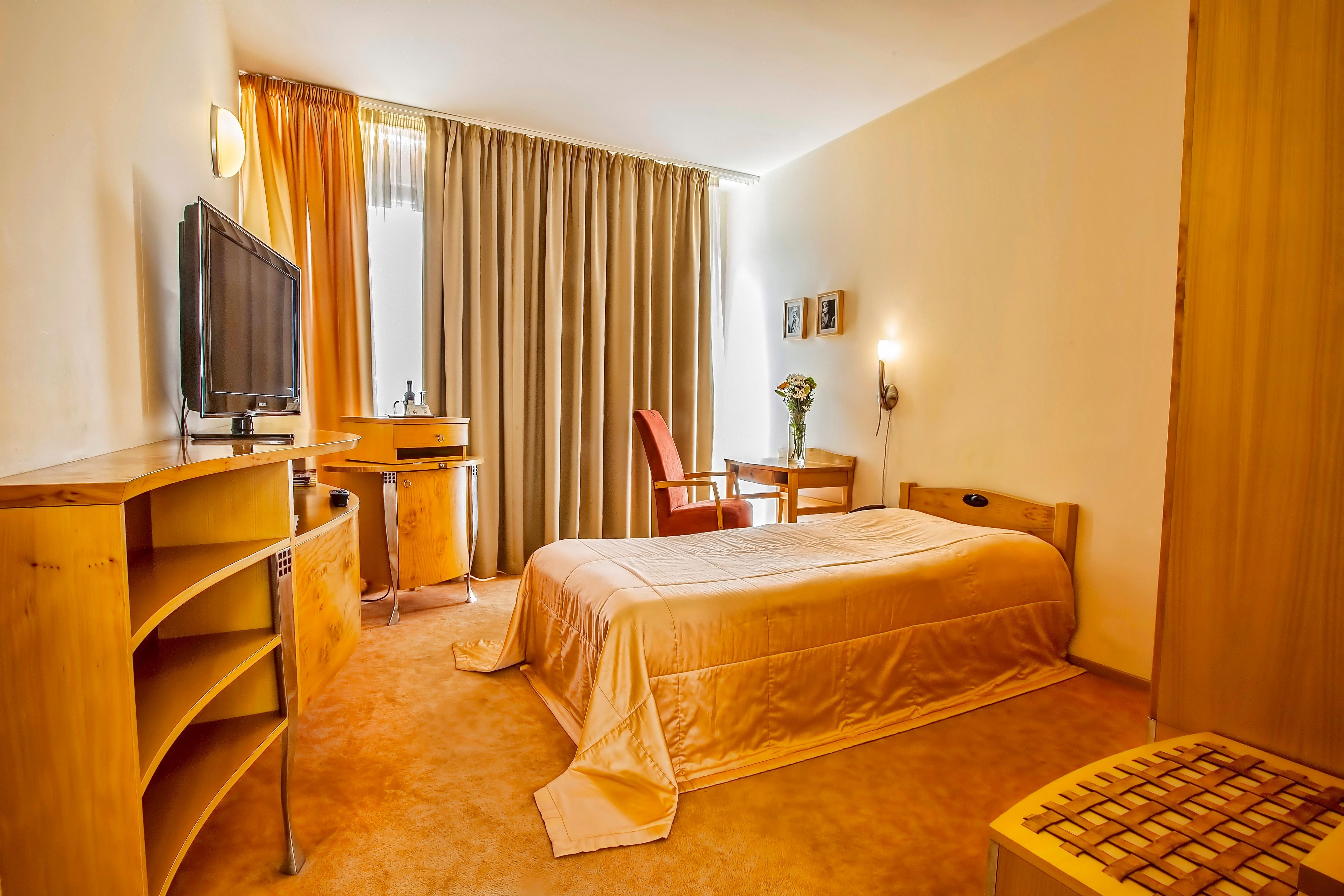 Hotel Set