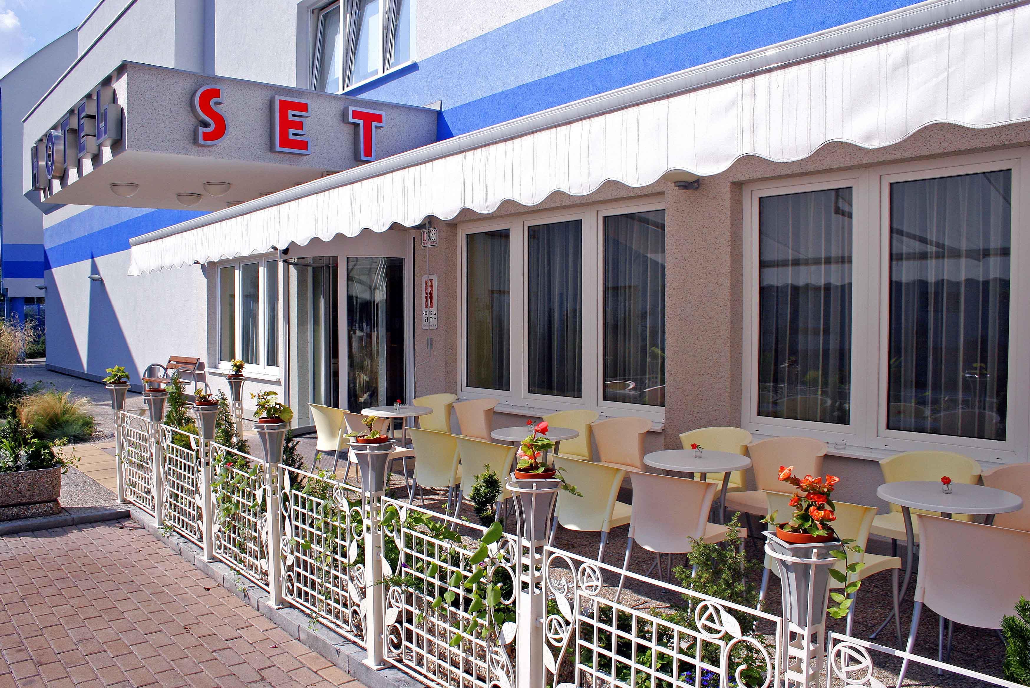 Set Bratislava