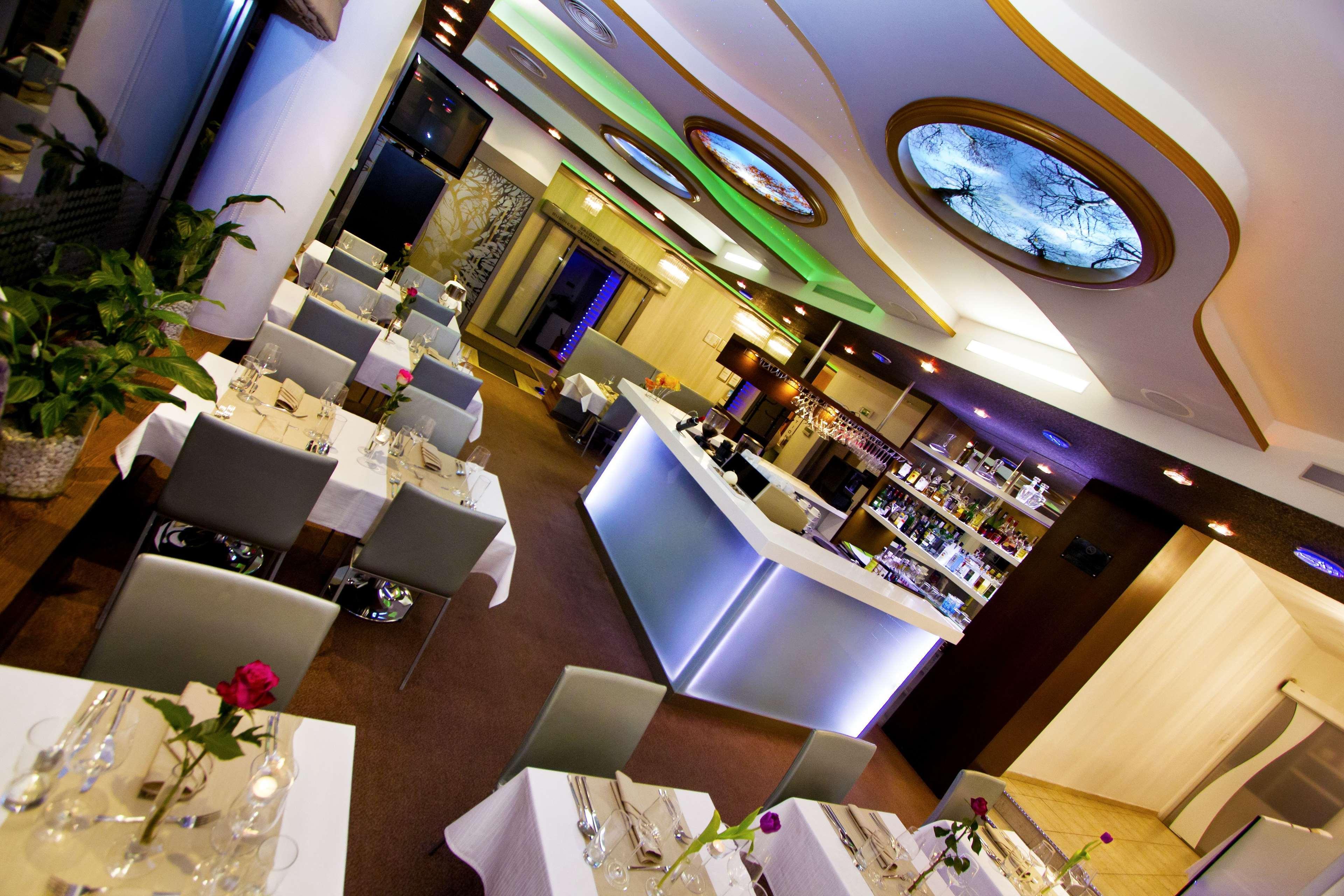 Danubia Gate Hotel 4*