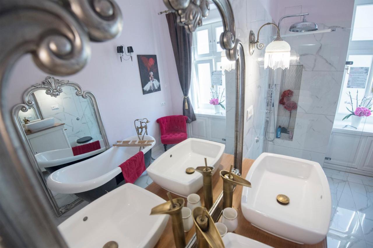 Apartamento Luxury Designer Period In Old Town By The Presidential Palace *