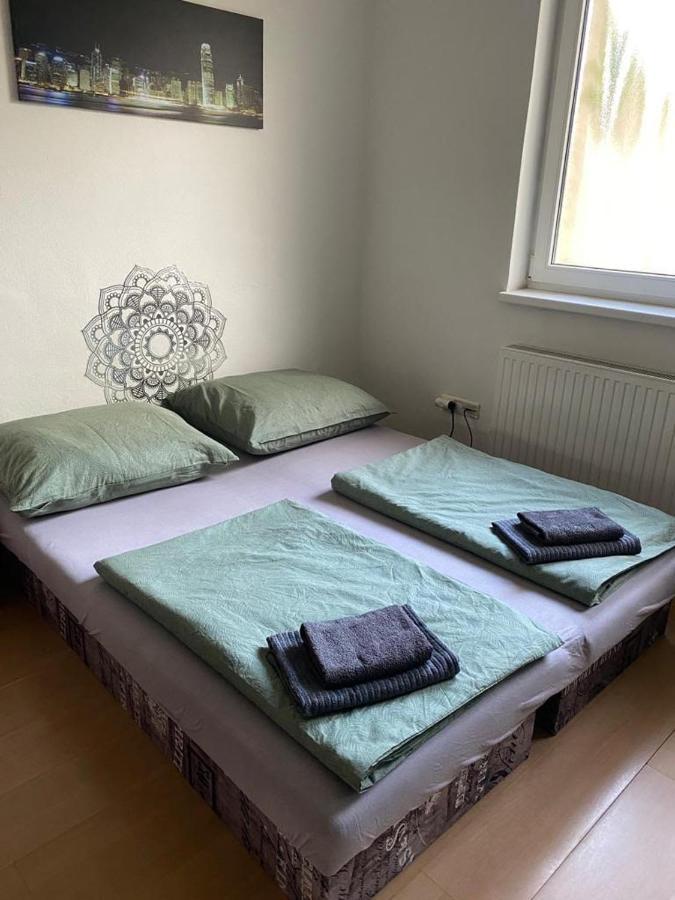 Apartman-raca Apartment *