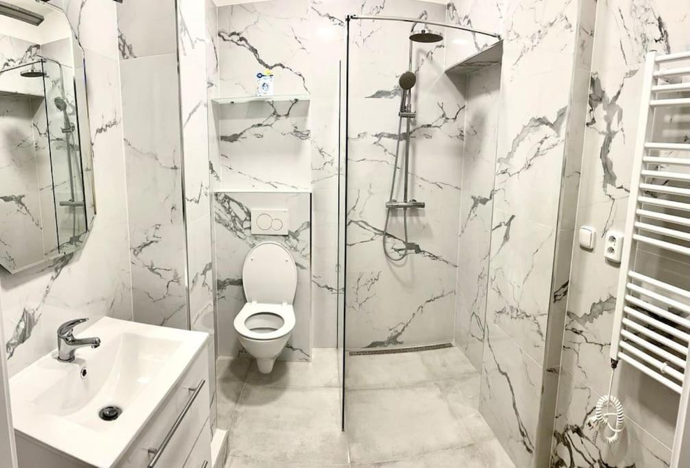 Utulny Byt V Super Lokalite Apartment