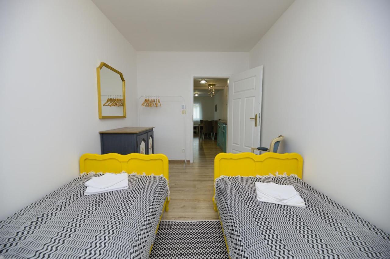 Apartment - Folk District *