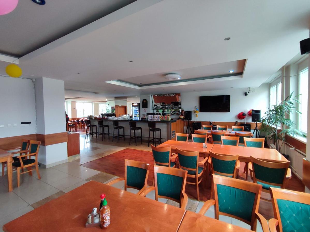 Hotel Jurki Dom 3*