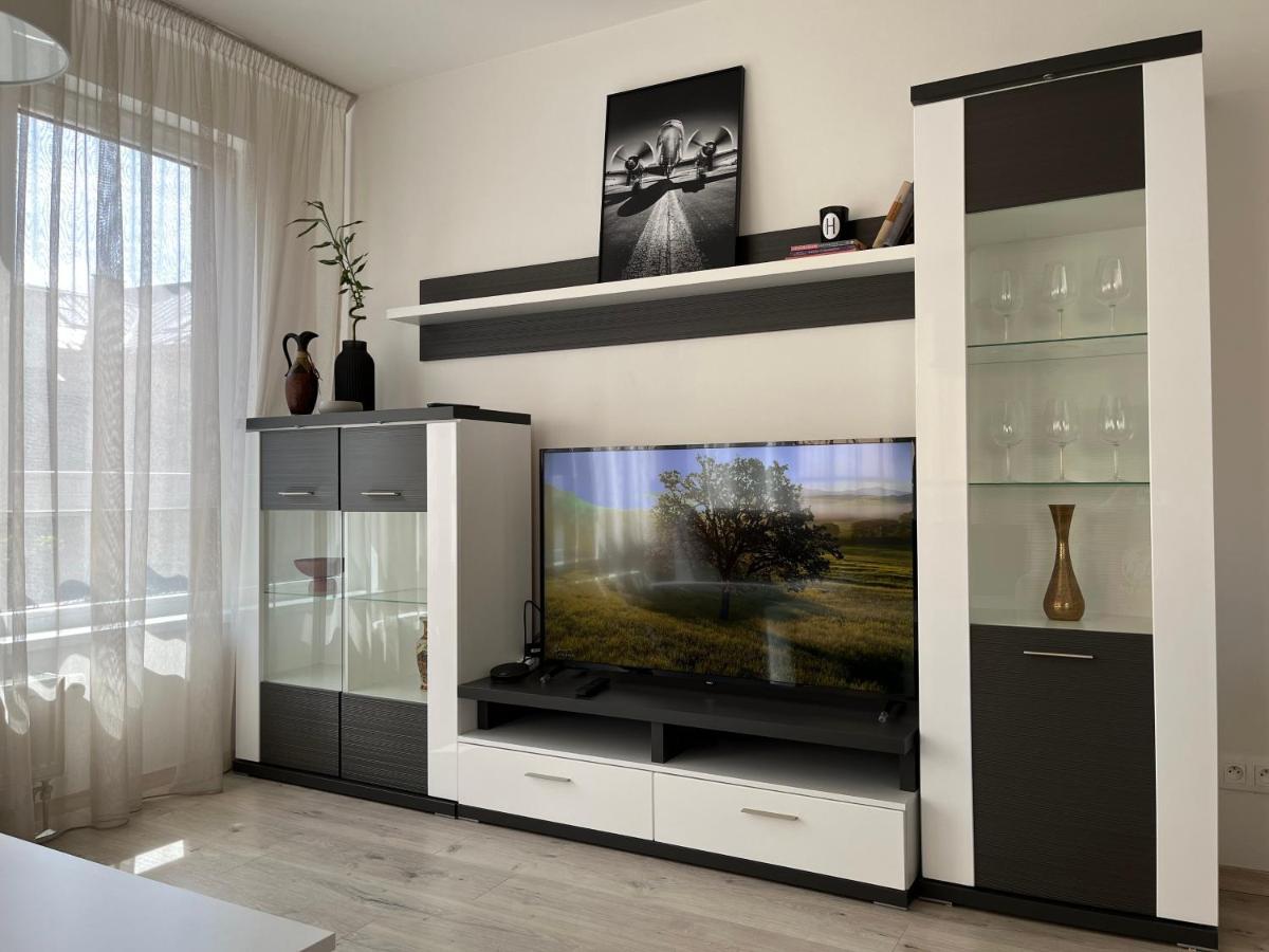 Elegant Escape Ii - Centre Apartment Bratislava