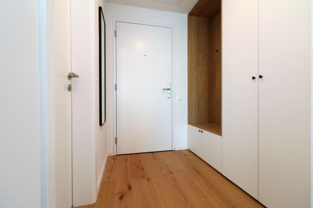 Sky Park New 1-bedroom Apartment *