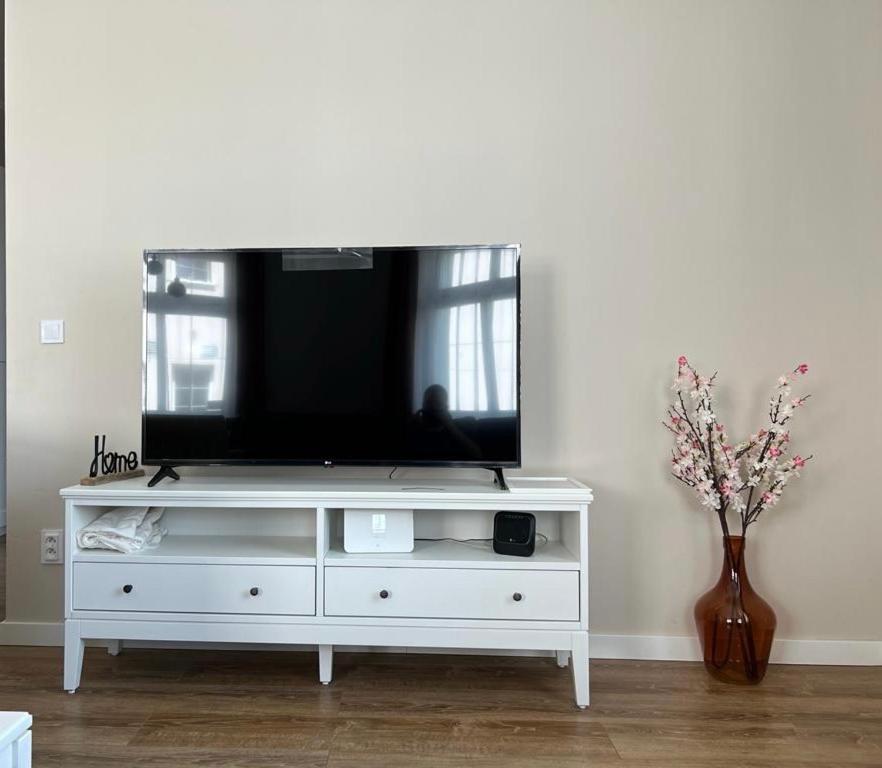 New 1 - Self Check In, Free Parking Apartment Bratislava