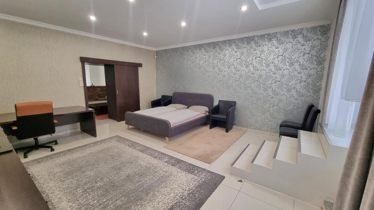 Spacious In Center Apartment Bratislava