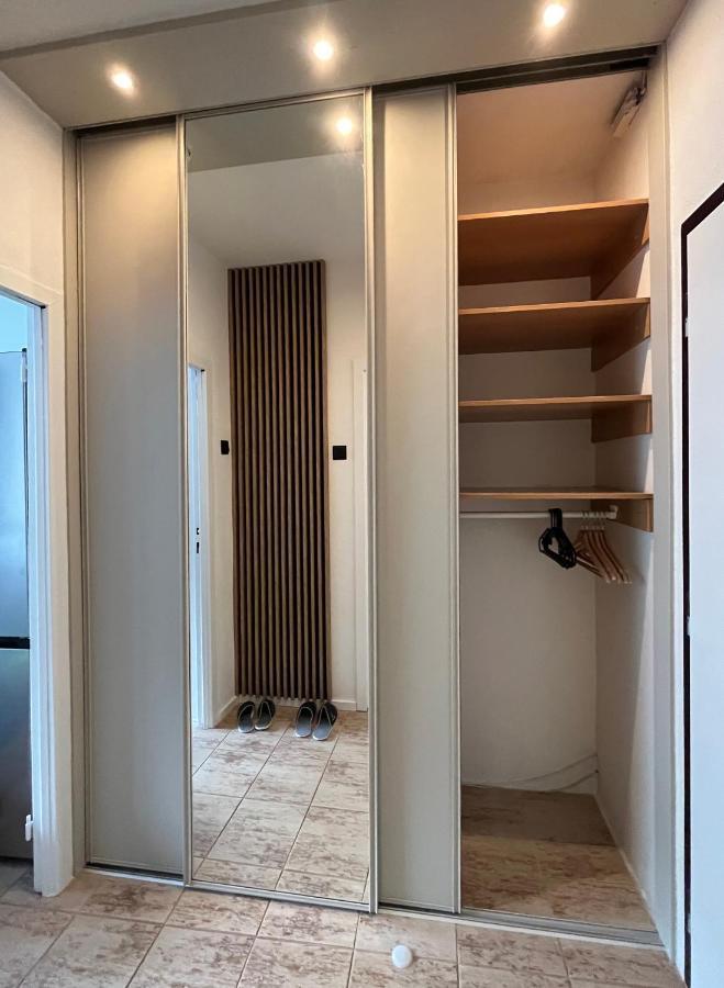 New Cozy Studio, Ac & Free Private Parking Apartamento