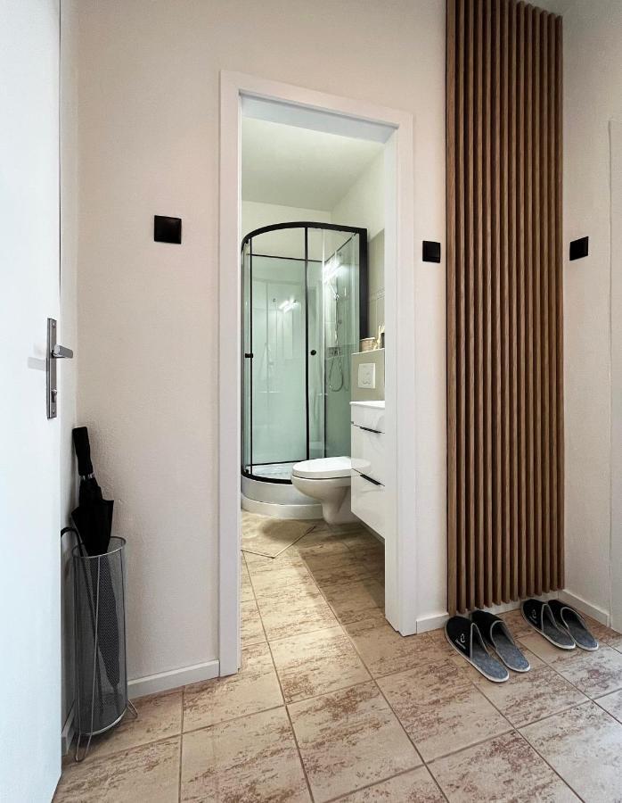 New Cozy Studio, Ac & Free Private Parking