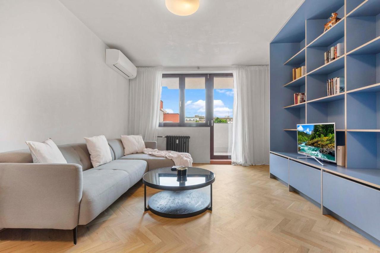 Apartment Elegant Escape - Modern & *