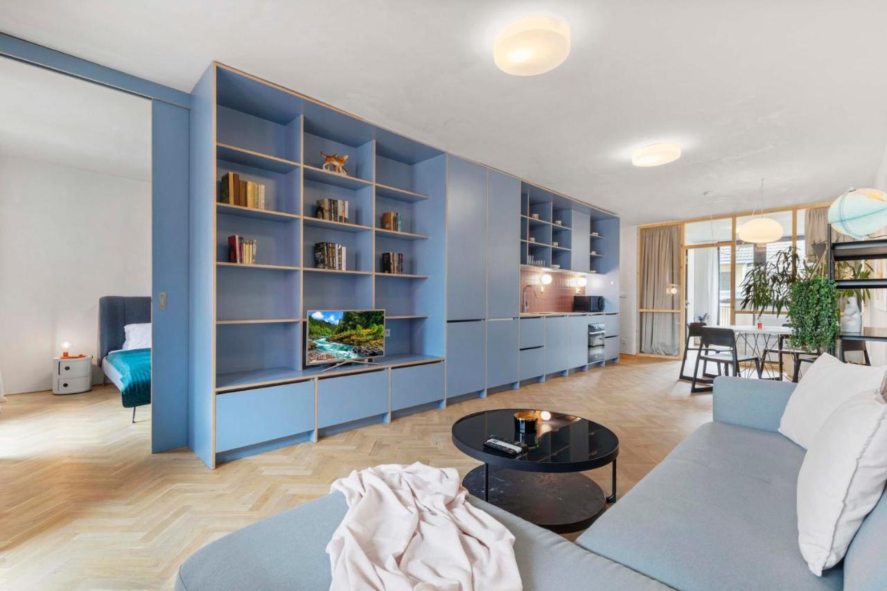 Apartment Elegant Escape - Modern & Bratislava