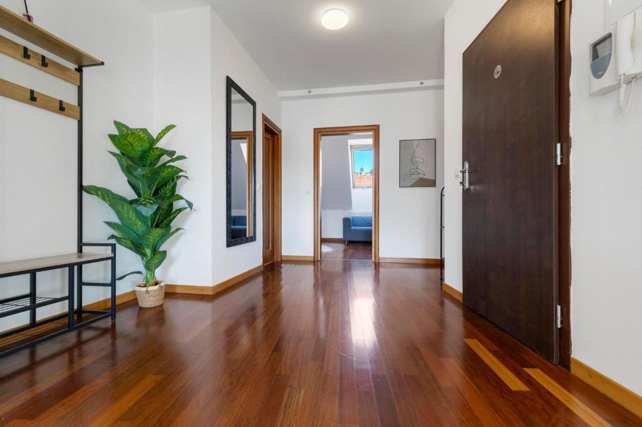 Urban Elegance Retreat Apartment