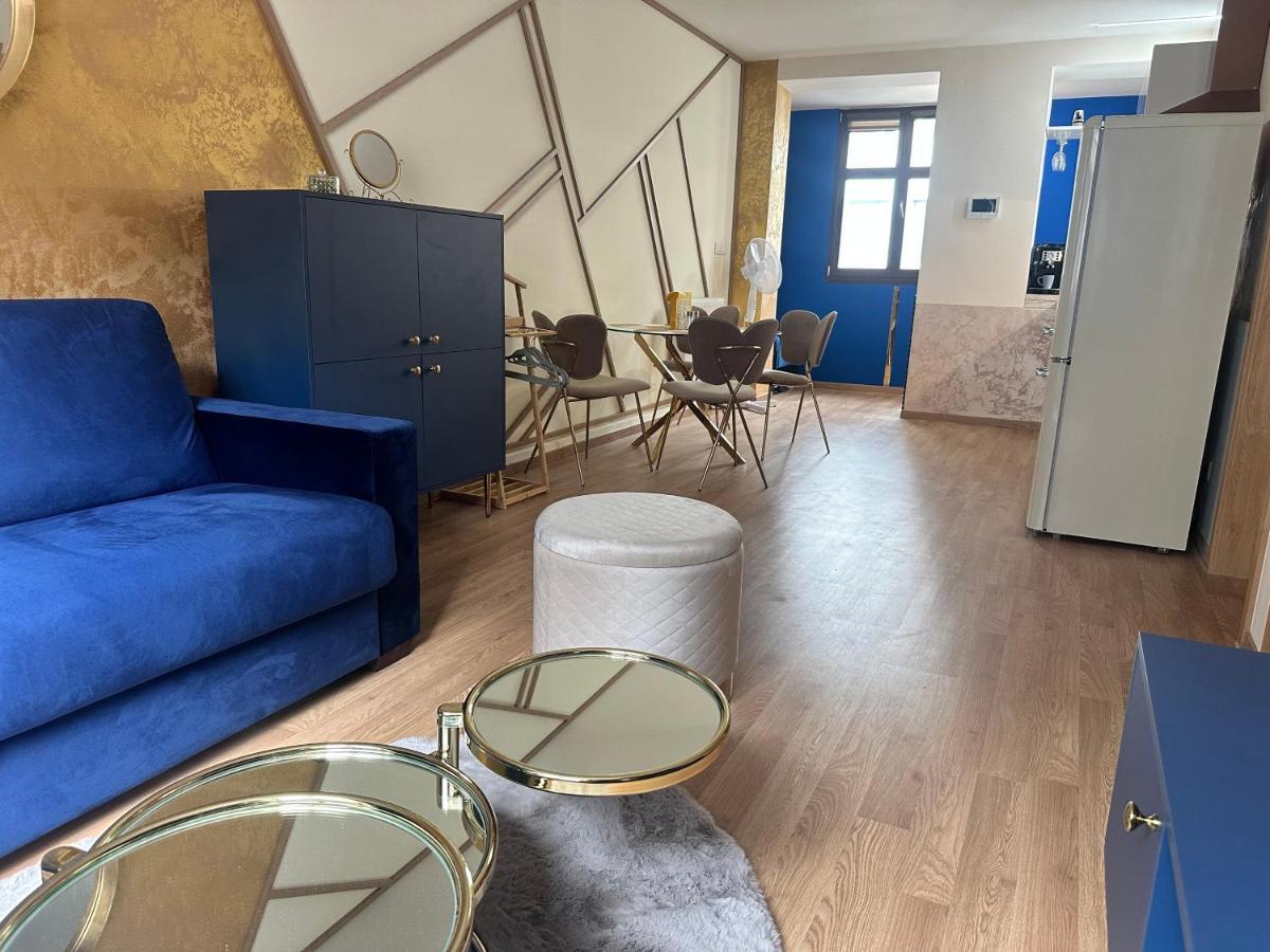 Apartment Blue House - Old Town, Ac Bratislava
