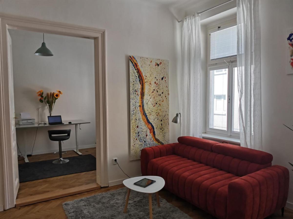 Appartamento Downtown 3 Bdr Charm - Walk To Attractions Bratislava