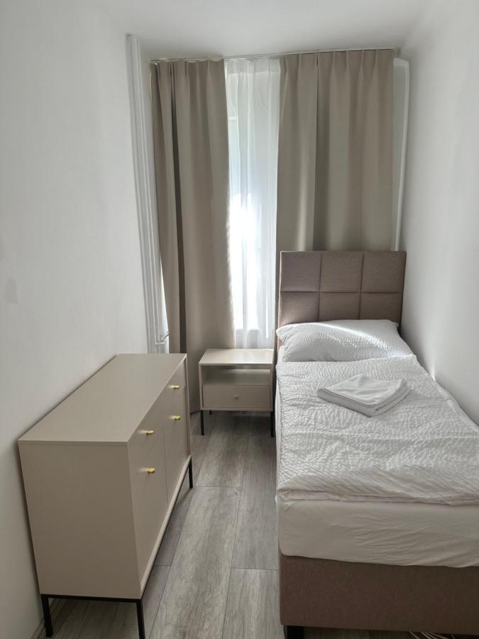Homestay Sunny House Three