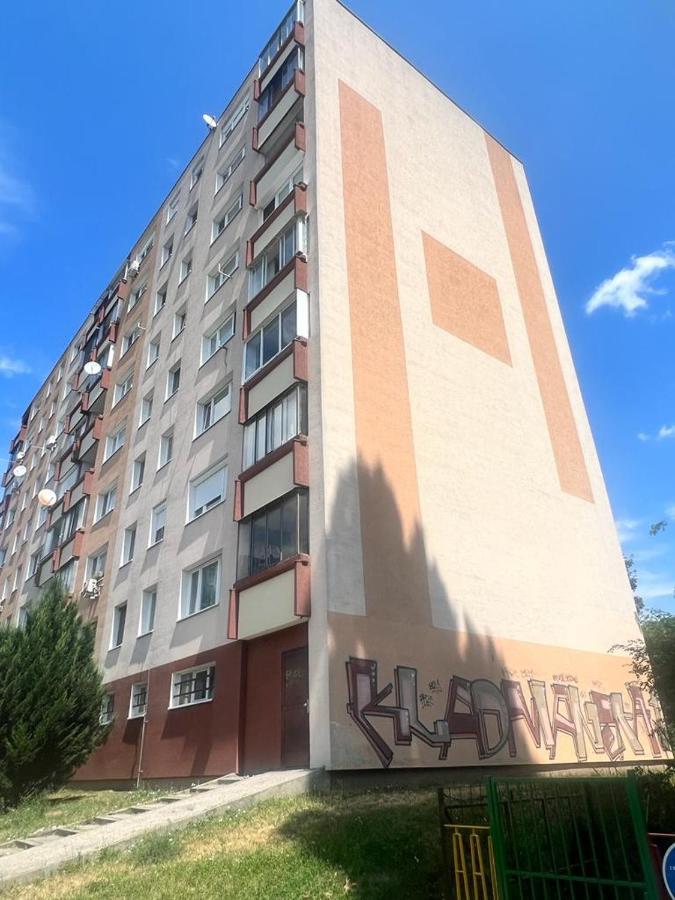 Apartman Solid, * Pressburg