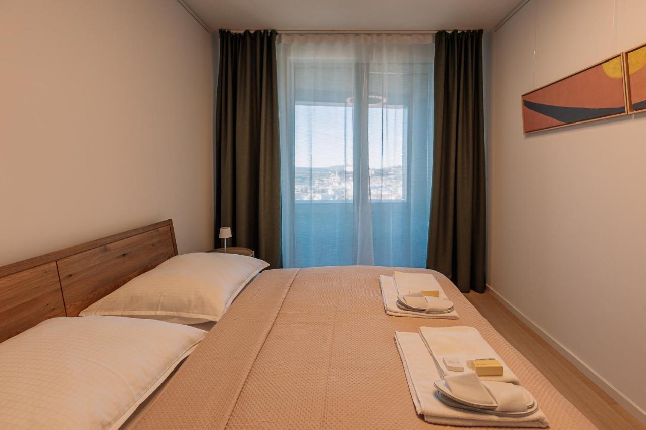 Apartment Skau Coral In Sky Park 22 Floor 1tower Panoramic View Free Parking Bratislava