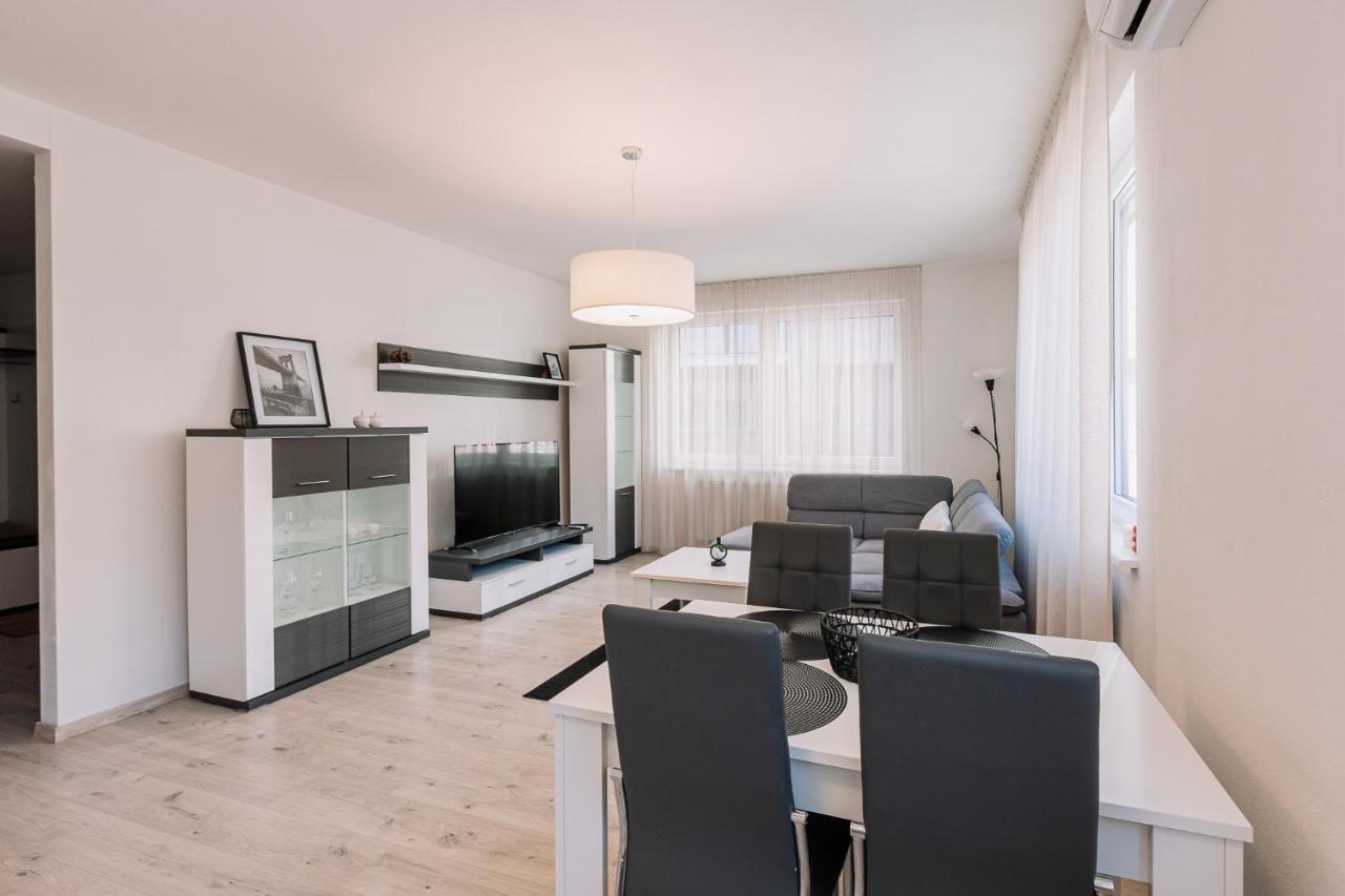Apartment Skau 1 Old Town Family & Business Free Parking