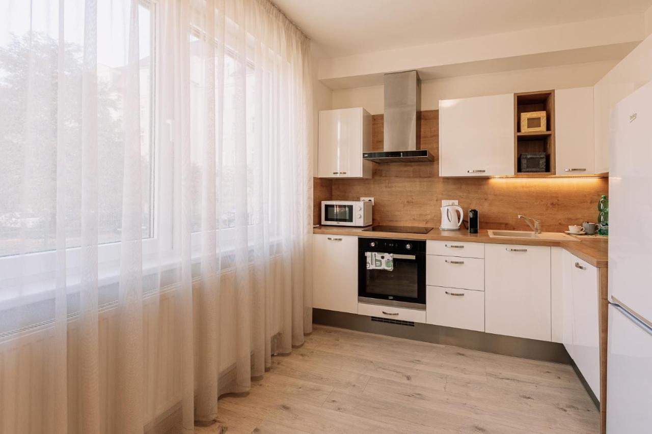Skau 1 Old Town Family & Business Free Parking * Bratislava